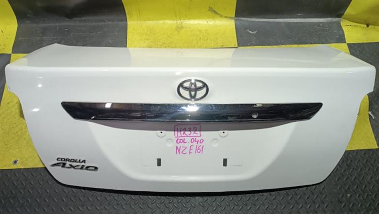 Крышка багажника Тойота Королла Аксио в Нижнеудинске 103985