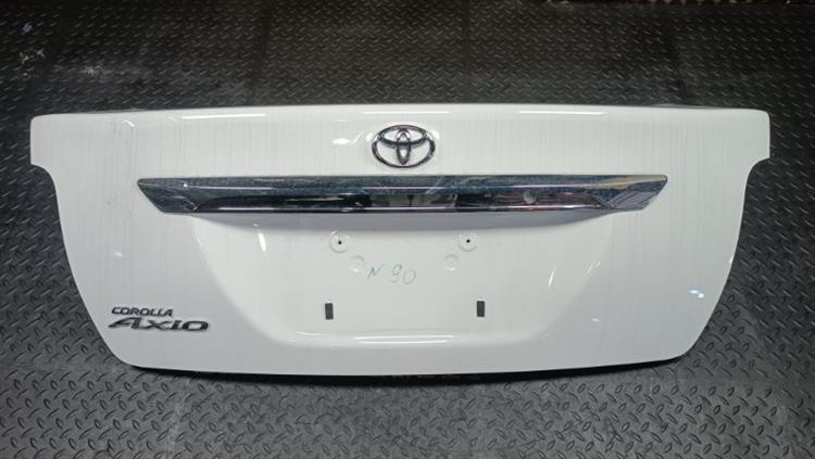 Крышка багажника Тойота Королла Аксио в Нижнеудинске 106942