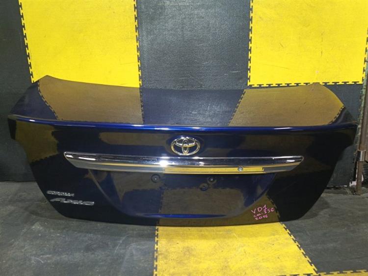 Крышка багажника Тойота Королла Аксио в Нижнеудинске 113111