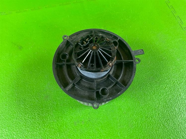 Мотор печки Тойота Териос Кид в Нижнеудинске 113143