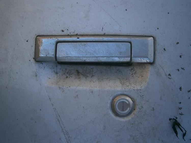 Дверь Тойота Таун Айс в Нижнеудинске 15430