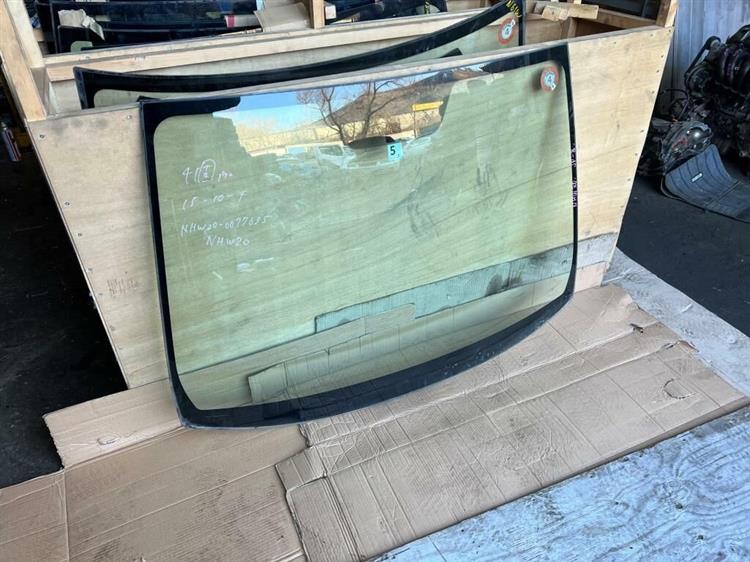 Лобовое стекло Тойота Приус в Нижнеудинске 236521