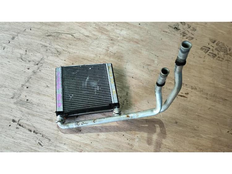 Радиатор печки Ниссан Титан в Нижнеудинске 240064