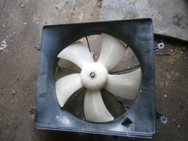 Диффузор радиатора Хонда СРВ в Нижнеудинске 24059