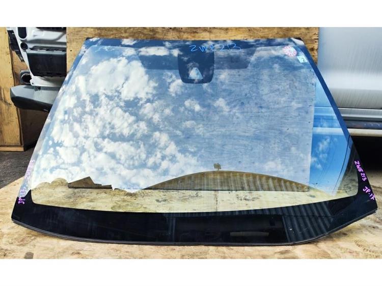 Лобовое стекло Тойота Королла в Нижнеудинске 255796