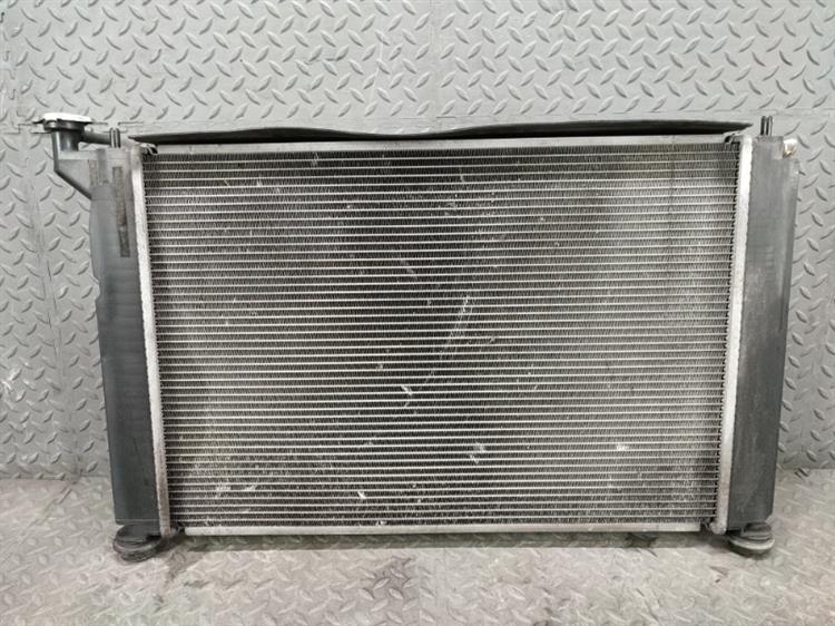 Радиатор основной Тойота Виш в Нижнеудинске 431311