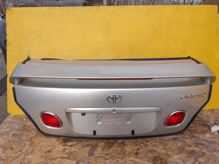 Крышка багажника Тойота Ариста в Нижнеудинске 50766
