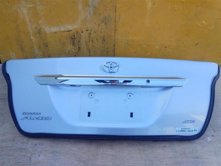 Крышка багажника Тойота Королла Аксио в Нижнеудинске 50868