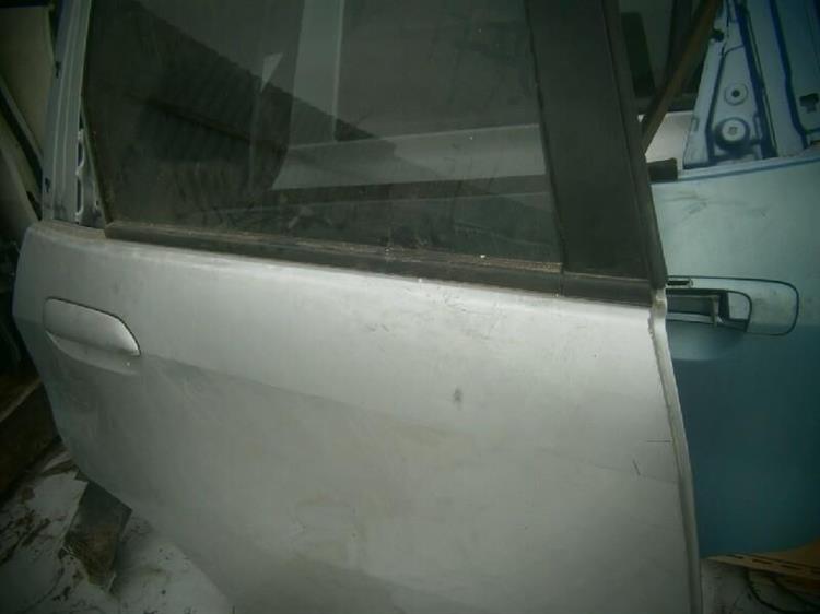 Дверь Хонда Фит в Нижнеудинске 76335