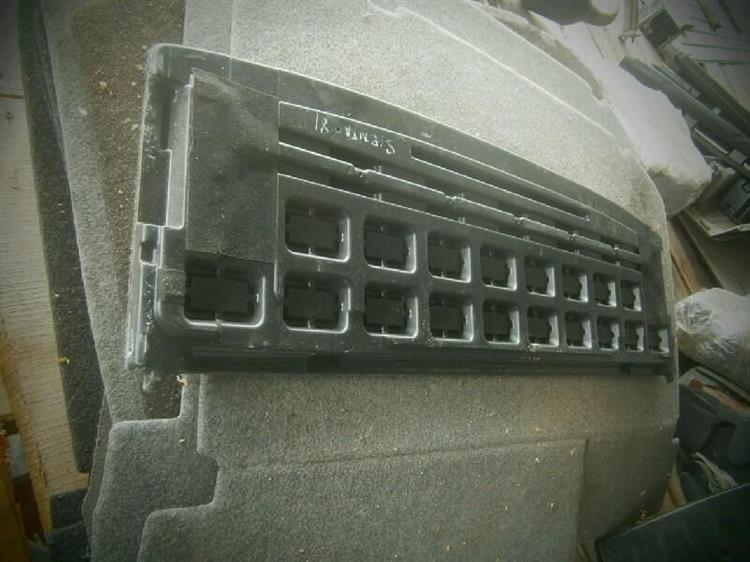 Полка багажника Тойота Сиента в Нижнеудинске 77566